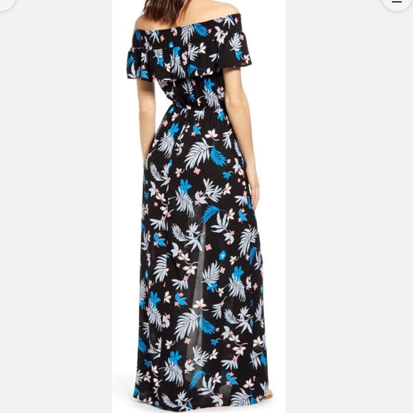 ❗️SALE❗️BAND OF GYPSIES NWT Floral Off-the-Shoulder Maxi Dress - Picture 2 of 4